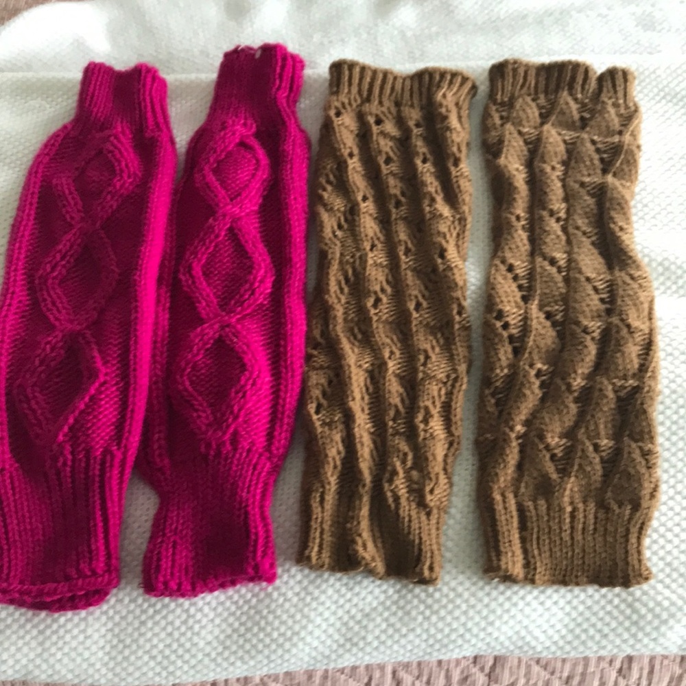 2 pair leg warmers
